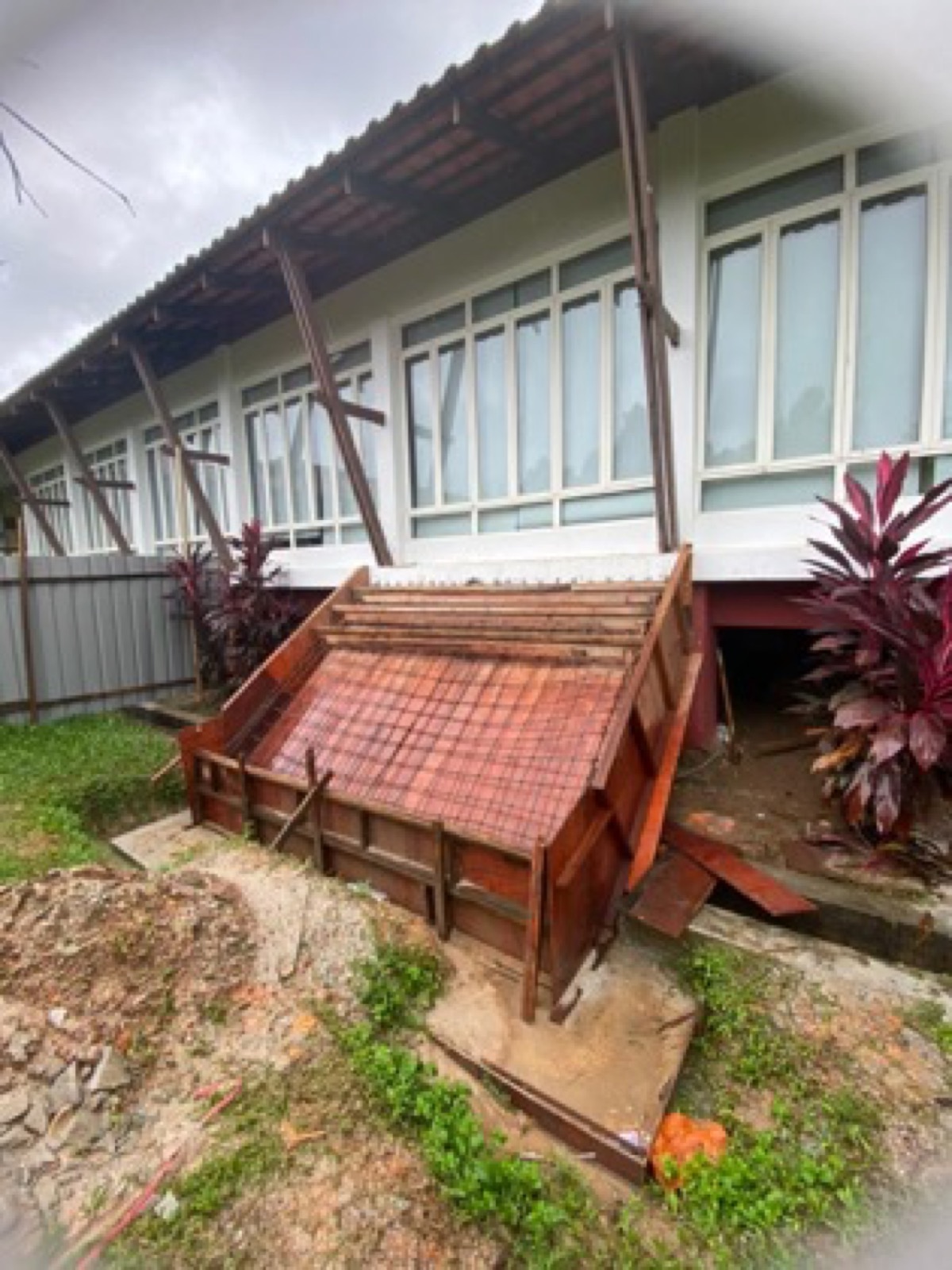 Building renovation and external works by SG Terra Construction
